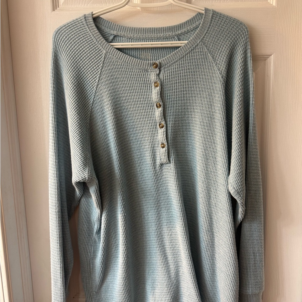 American Eagle Outfitters Light Blue Long Sleeve Top